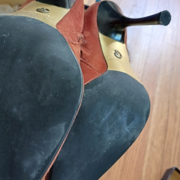 NWT, Beyoncé's brandVINTAGE House of Dereon Rust Janette boots, size 8 - Picture 3 of 7